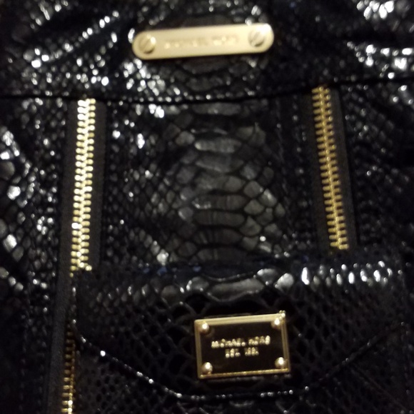 Sold - Picture 3 of 3